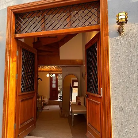 Hanole Szálloda Ayvalı