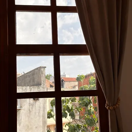 Hanole Szálloda Ayvalı