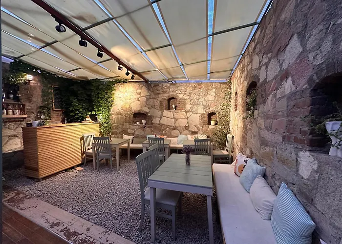 Hanole Szálloda Ayvalı